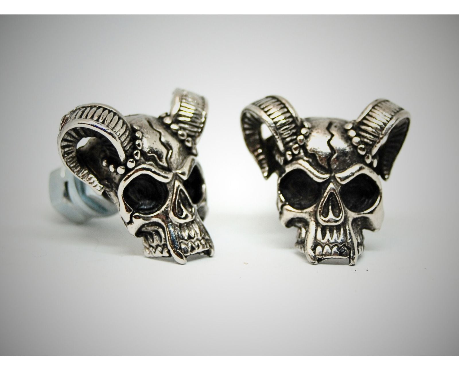 Ram skull motorcycle license plate bolts handmade metal set