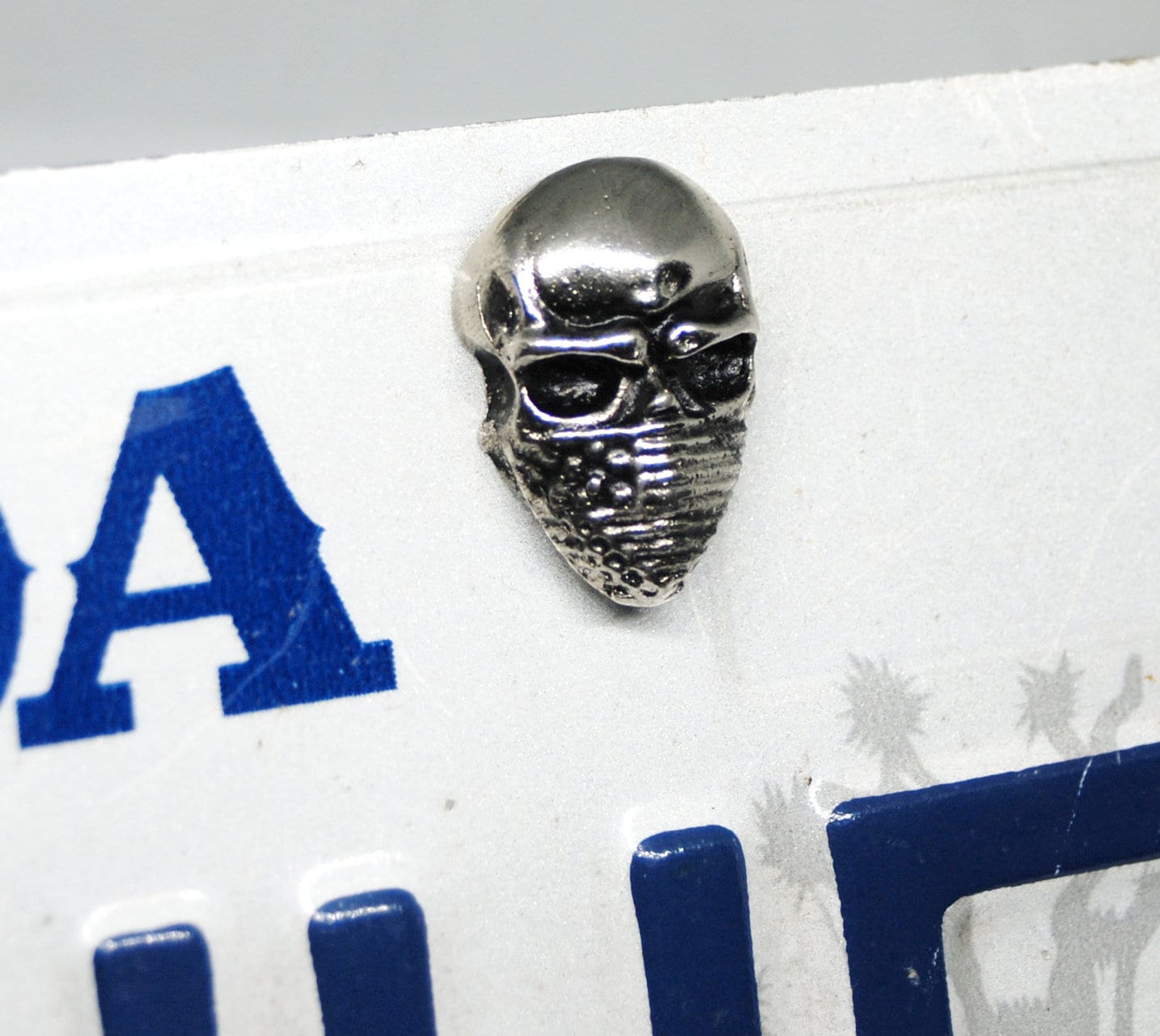 Skull Bandana motorcycle license plate bolts