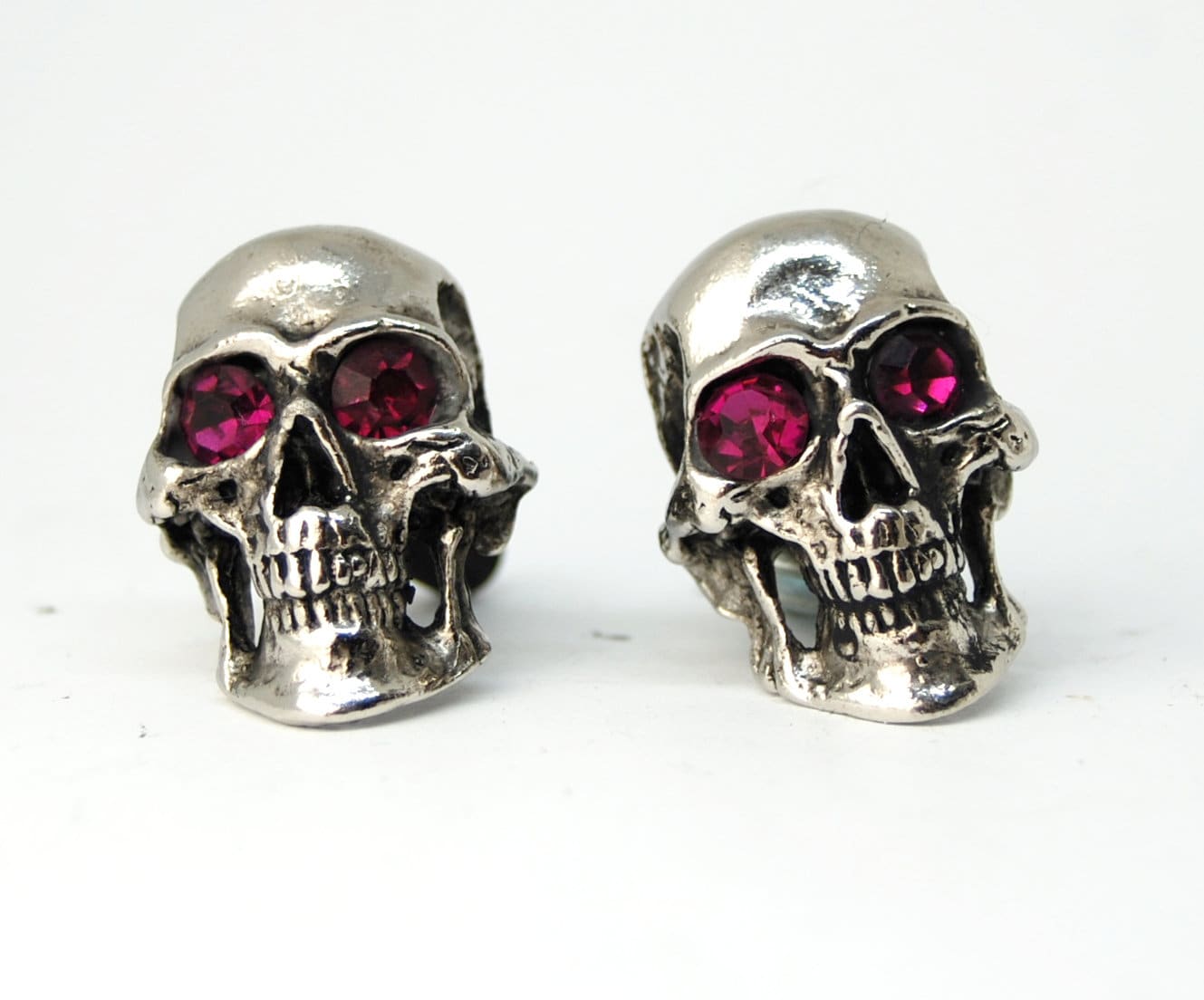 motorcycle License plate custom bolts,pink eyes skull screws,biker gift,badass,hatley davidson for most motorcycles