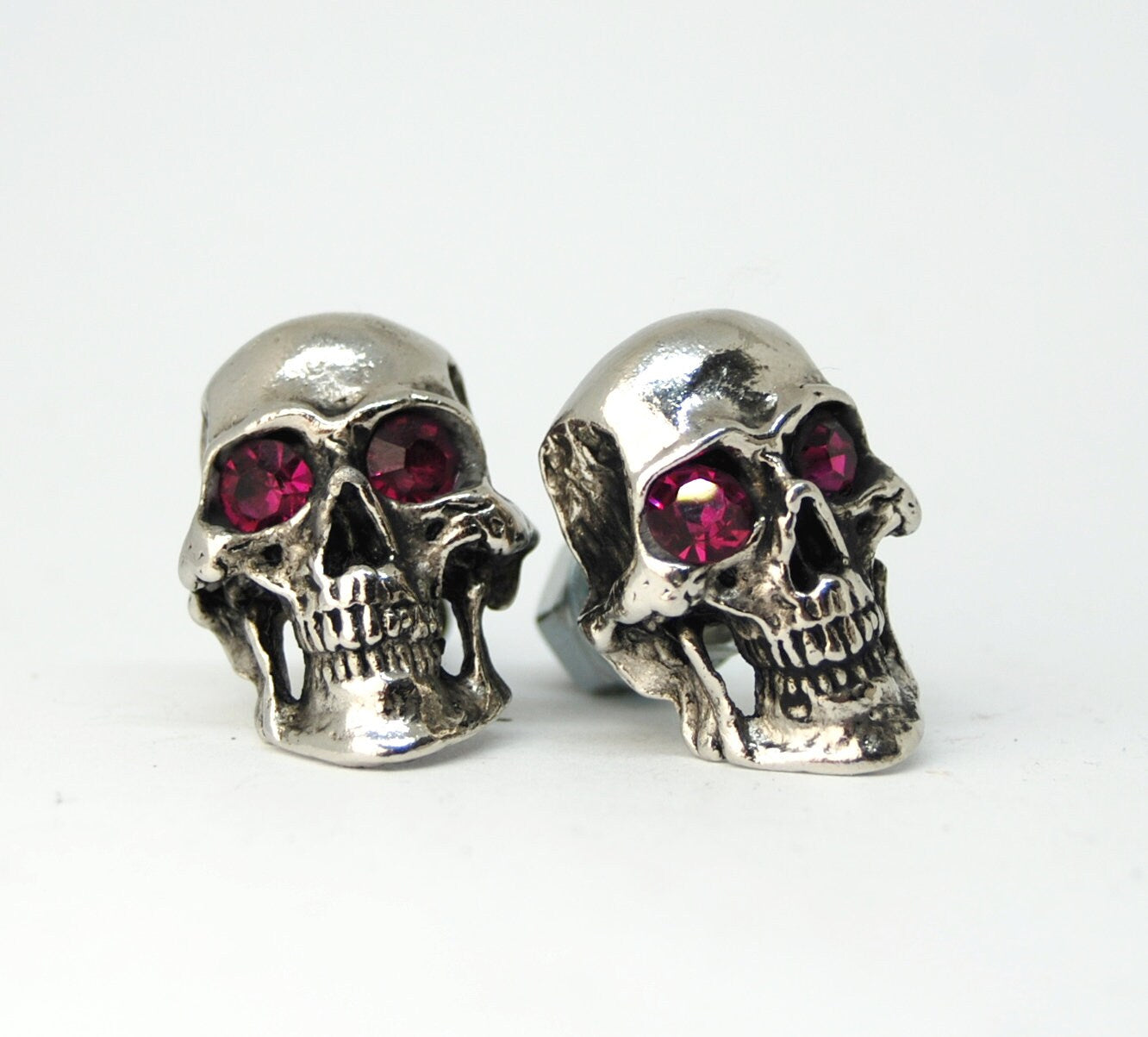 motorcycle License plate custom bolts,pink eyes skull screws,biker gift,badass,hatley davidson for most motorcycles