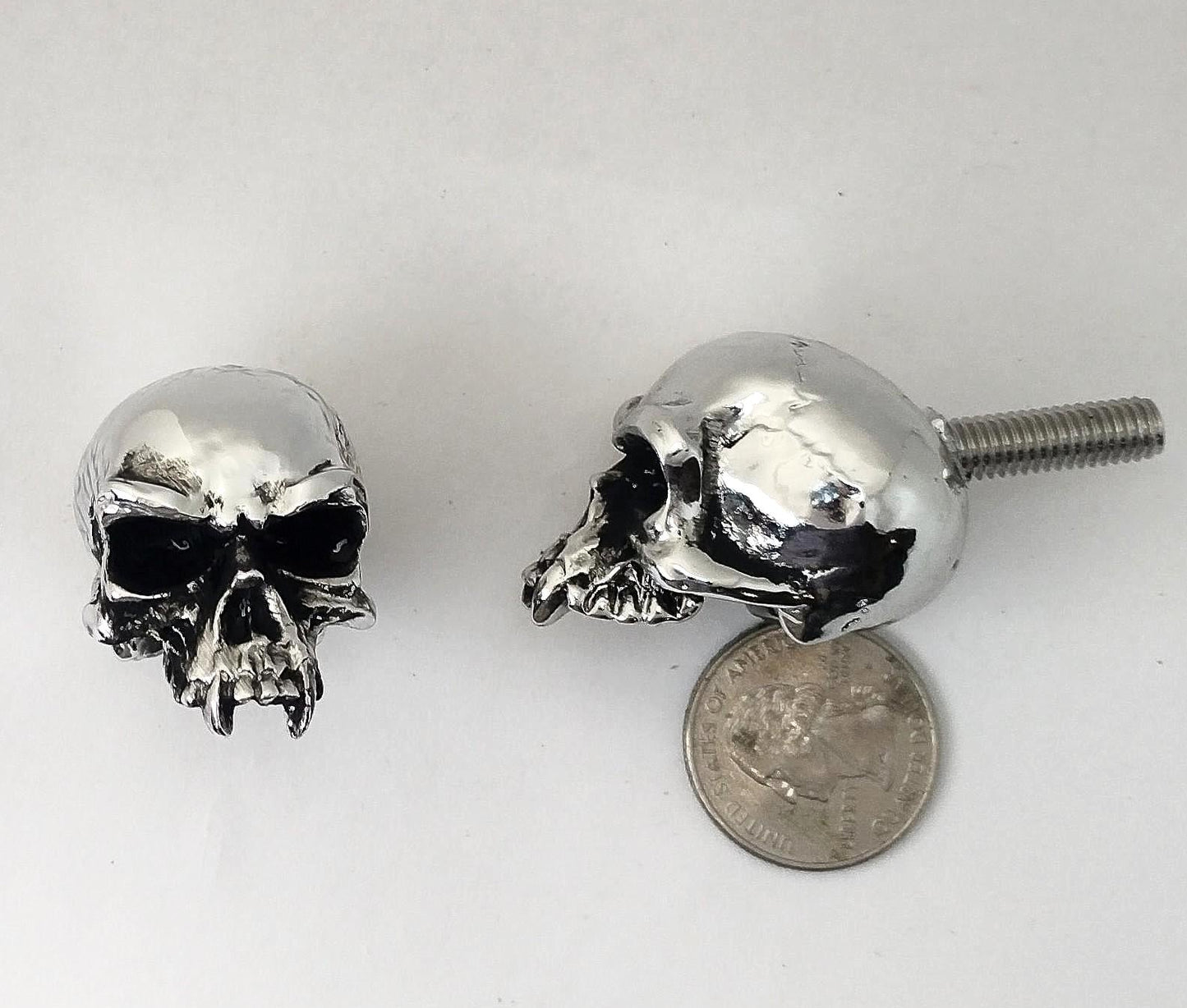 Skull license plate bolts. Number tag screw for all motorcycles Harley Davidson,Yamaha,Suzuki,honda,Kawasaki,ktm,ducati,skeleton